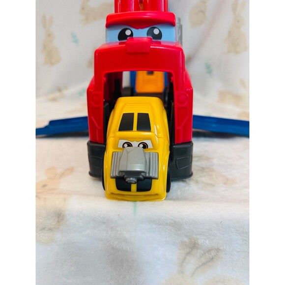 Mega Blocks First Builders Fast Tracks McQueen Car Big Truck Racing Rig - Picture 8 of 8